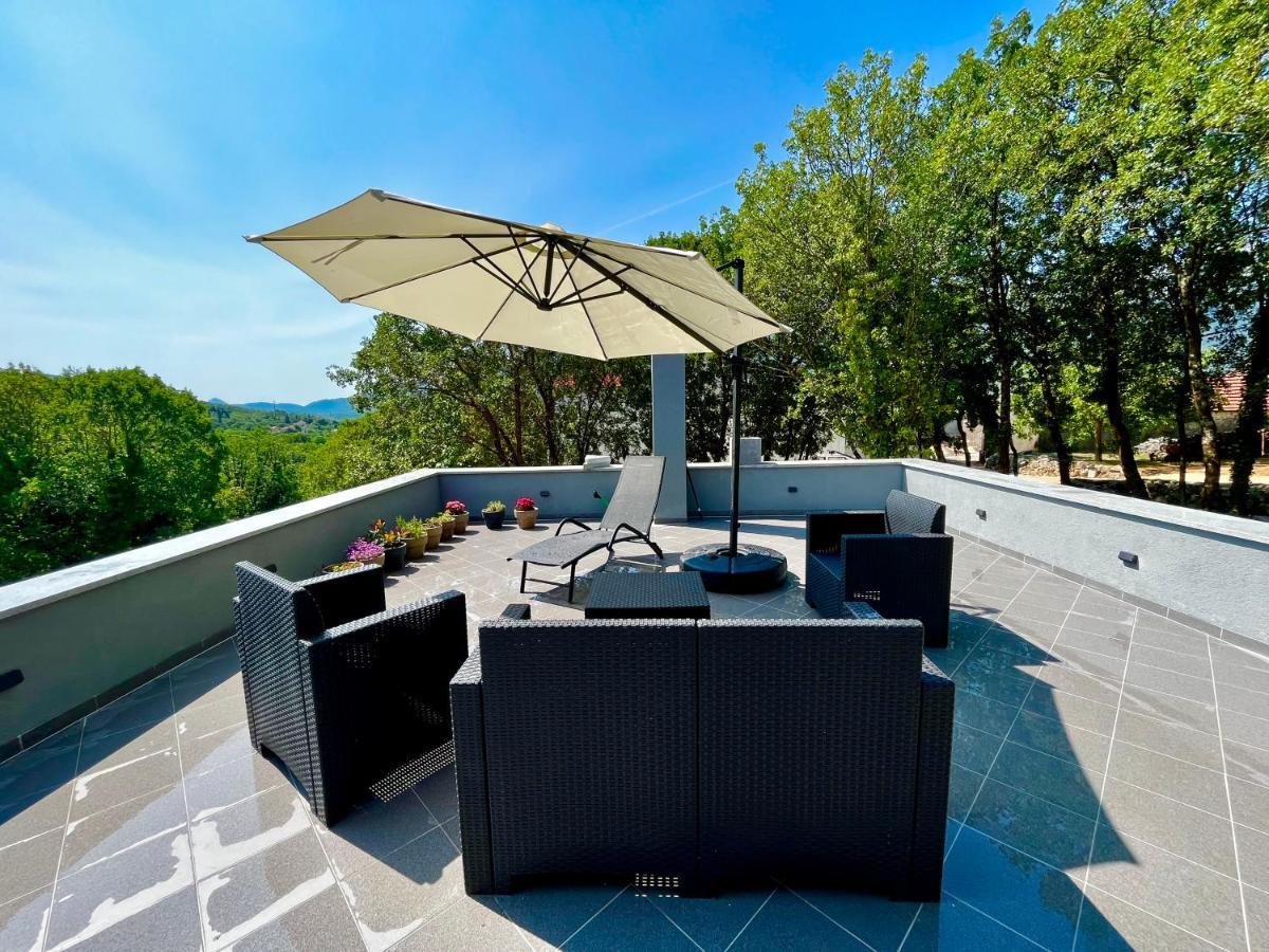 Luxury Villa Andrea Vrzika In Forest Near The Sea Zagvozd Exteriér fotografie