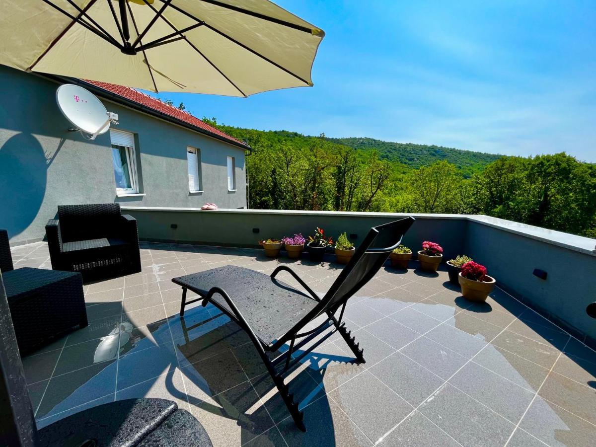Luxury Villa Andrea Vrzika In Forest Near The Sea Zagvozd Exteriér fotografie